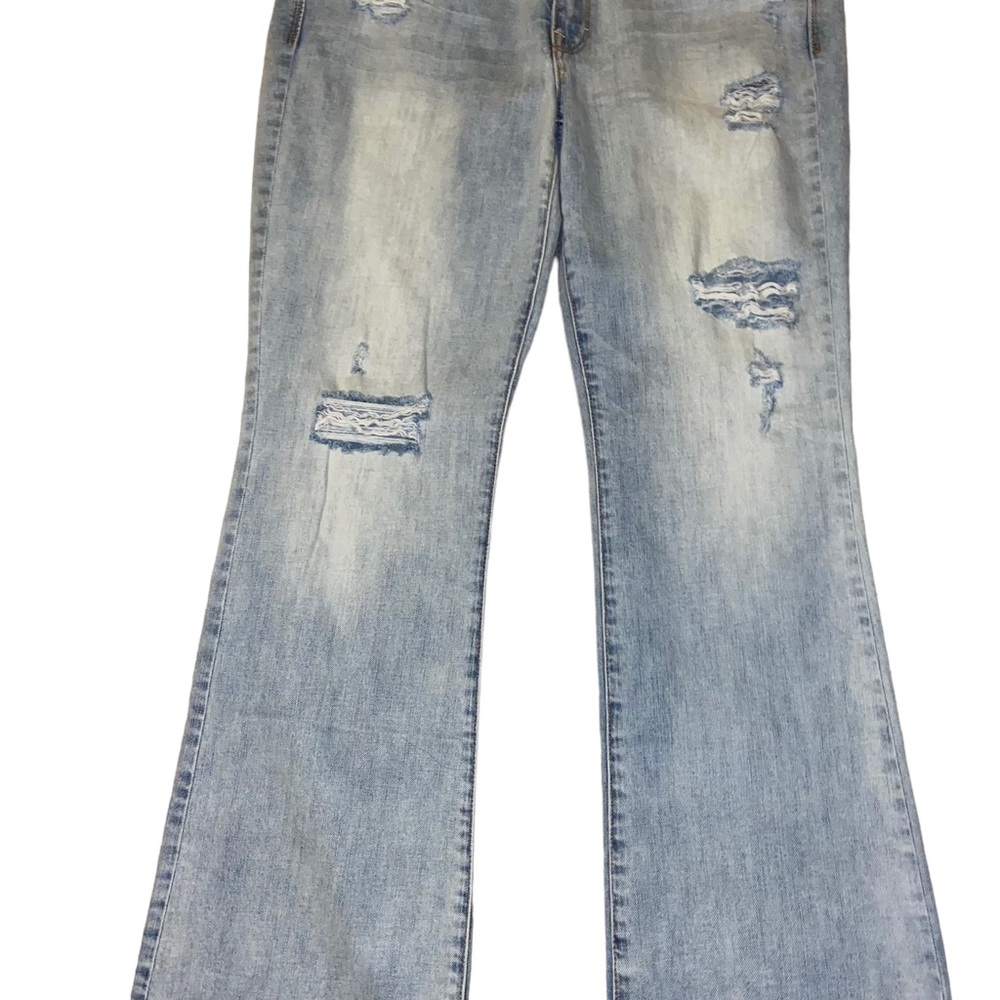 American Eagle Womens 16 REG Kick Boot Light Wash Distressed Jeans